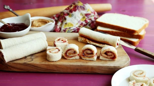 Community Recipe: Peanut Butter and Jelly Sushi Rolls
